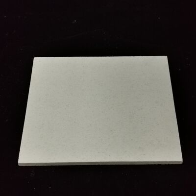 Kệ Lò Corundum Kệ Lò Corundum với Độ Bền Uốn 45 MPa Bề Mặt Hoàn Thiện Mịn Đảm Bảo Hoạt Động và Tuổi Thọ Lò