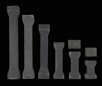 Nhiệt độ bền Silicon Carbide Kiln Brick Posts Hình như lỗ hổng 7-8% Max Temp 1450°C