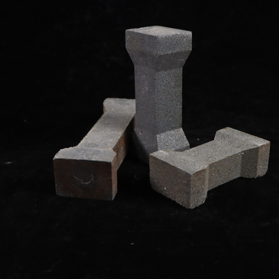 Brick Shape kiln posts với độ xốp 7-8% và SILICON CARBIDE bền