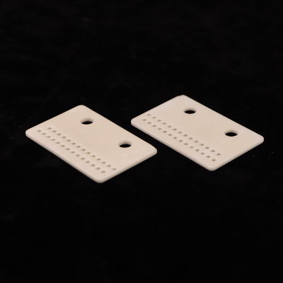 8.9 X 10-6/K Độ giãn nở nhiệt của Gốm nhôm oxit cho các ứng dụng bền và chắc chắn