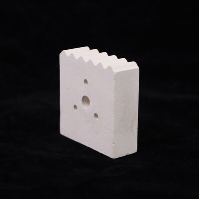 Độ cứng 7 đến 8 Mohs Mullite Ceramic Thermal Insulator cung cấp cách nhiệt nhiệt và điểm nóng chảy 1840 đến 1850 độ C