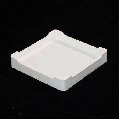 Chén chịu lửa bề mặt nhẵn đảm bảo độ bền lâu dài, thích hợp cho môi trường nung chảy thủy tinh và nung gốm.