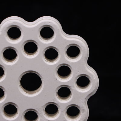 Khả năng chịu sốc nhiệt 250 Gốm Mullite chịu nhiệt độ cao được thiết kế để có hiệu suất bền bỉ trong môi trường nhiệt độ khắc nghiệt