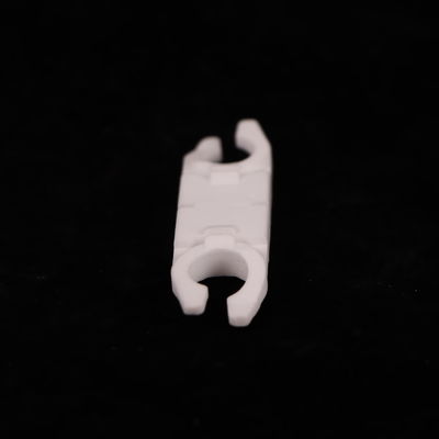 Hằng số điện môi 9.6 của gốm Alumina với độ bền uốn 200-400 MPa