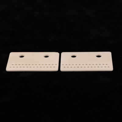 8.9 X 10-6/K Độ giãn nở nhiệt của Gốm nhôm oxit cho các ứng dụng bền và chắc chắn